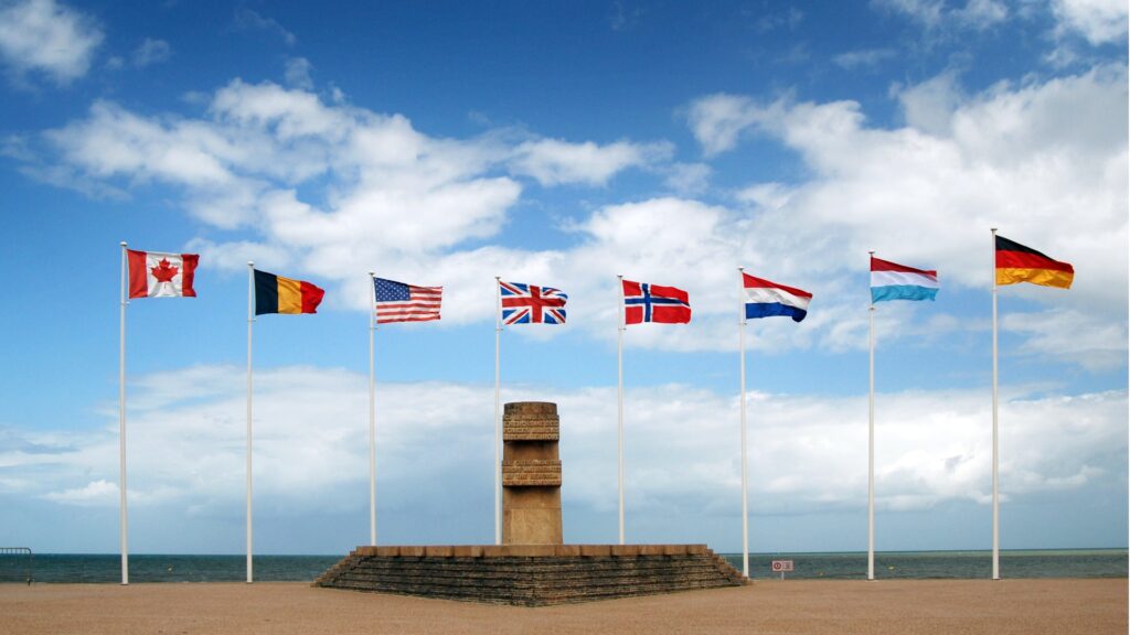 dday monument at juno beach normandy frankreich picture id934194148