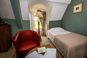 Foto - Hotel bayeux 24 3 Executive Dreibettzimmer