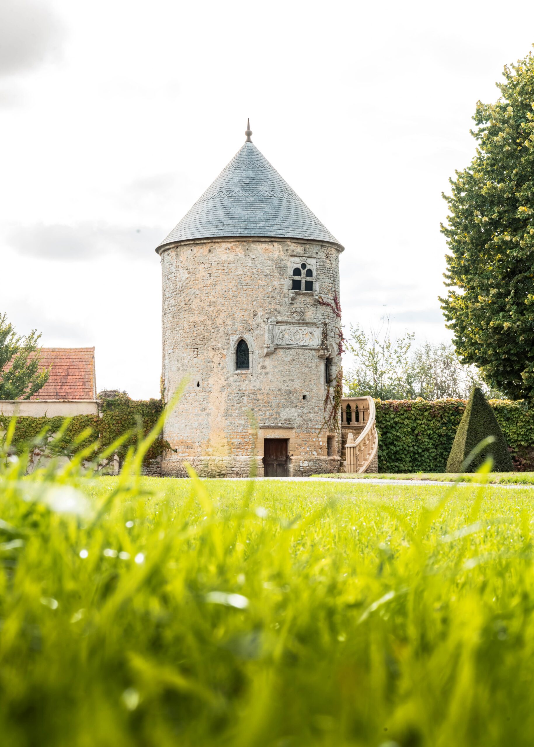 Photo – Sully Castle Chapel (scaled) Chapel Hotel
