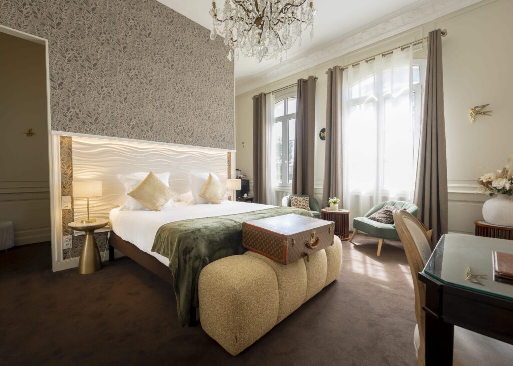 accommodation 2